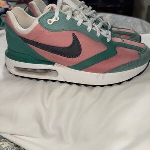 Nike Air Max Dawn Green and Pink Air Max Sneakers